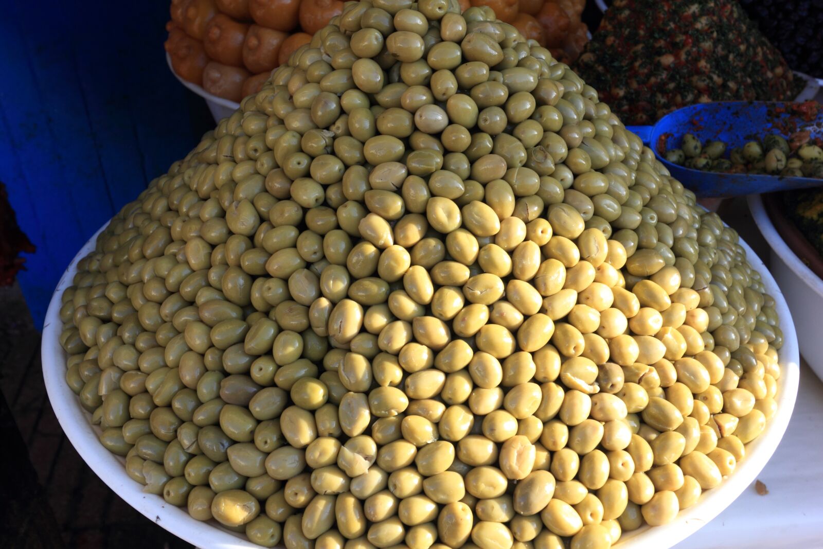 Canon EOS 550D (EOS Rebel T2i / EOS Kiss X4) sample photo. Morocco, essaouira, market photography