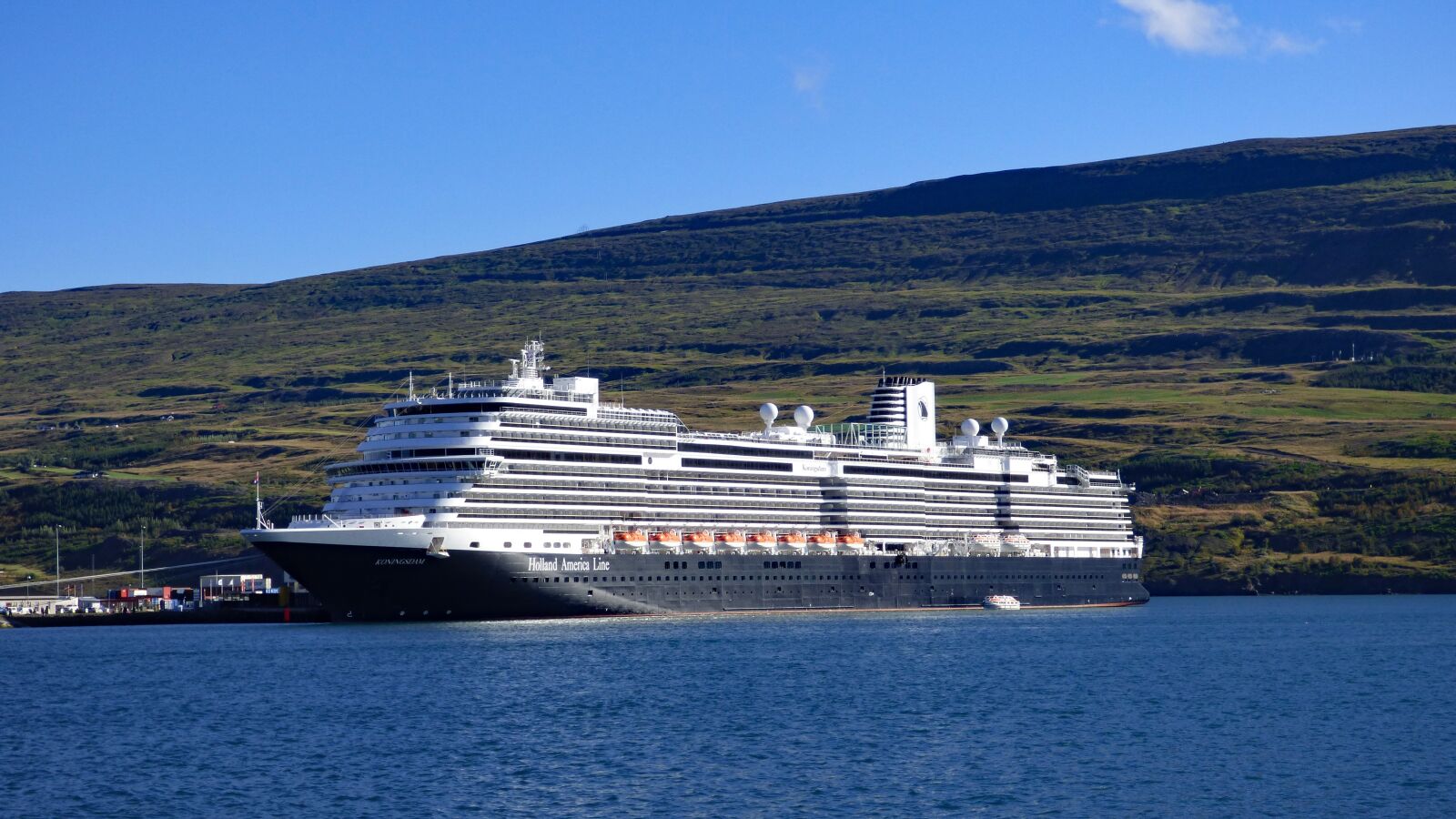 Panasonic Lumix DMC-FZ70 sample photo. Koningsdam, holland america, cruise photography