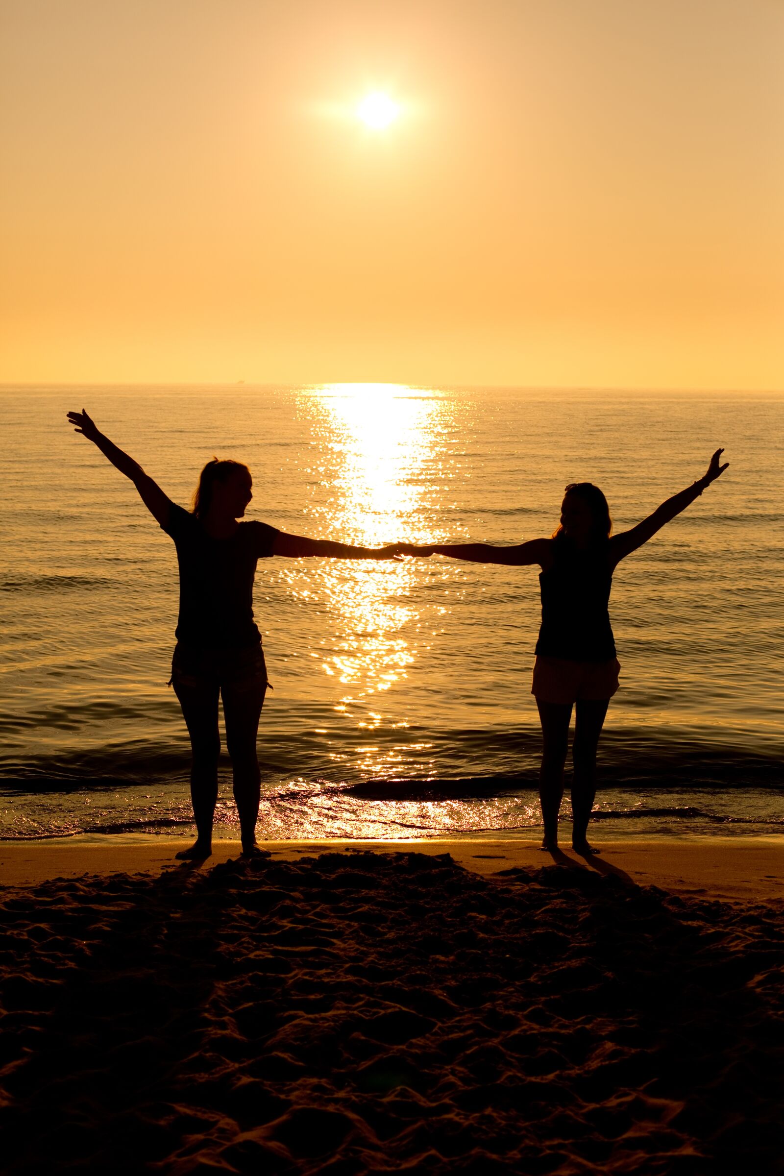 Canon EOS 5D Mark III sample photo. Sunset, silhouette, sky photography