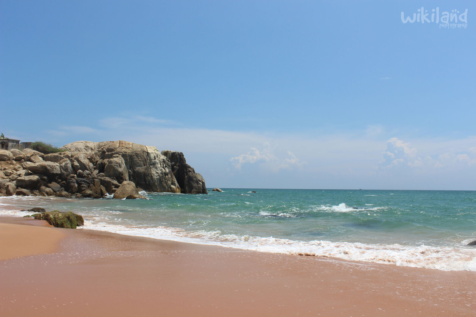 Canon EOS 700D (EOS Rebel T5i / EOS Kiss X7i) sample photo. Beach, blue, water, kanyakumari photography