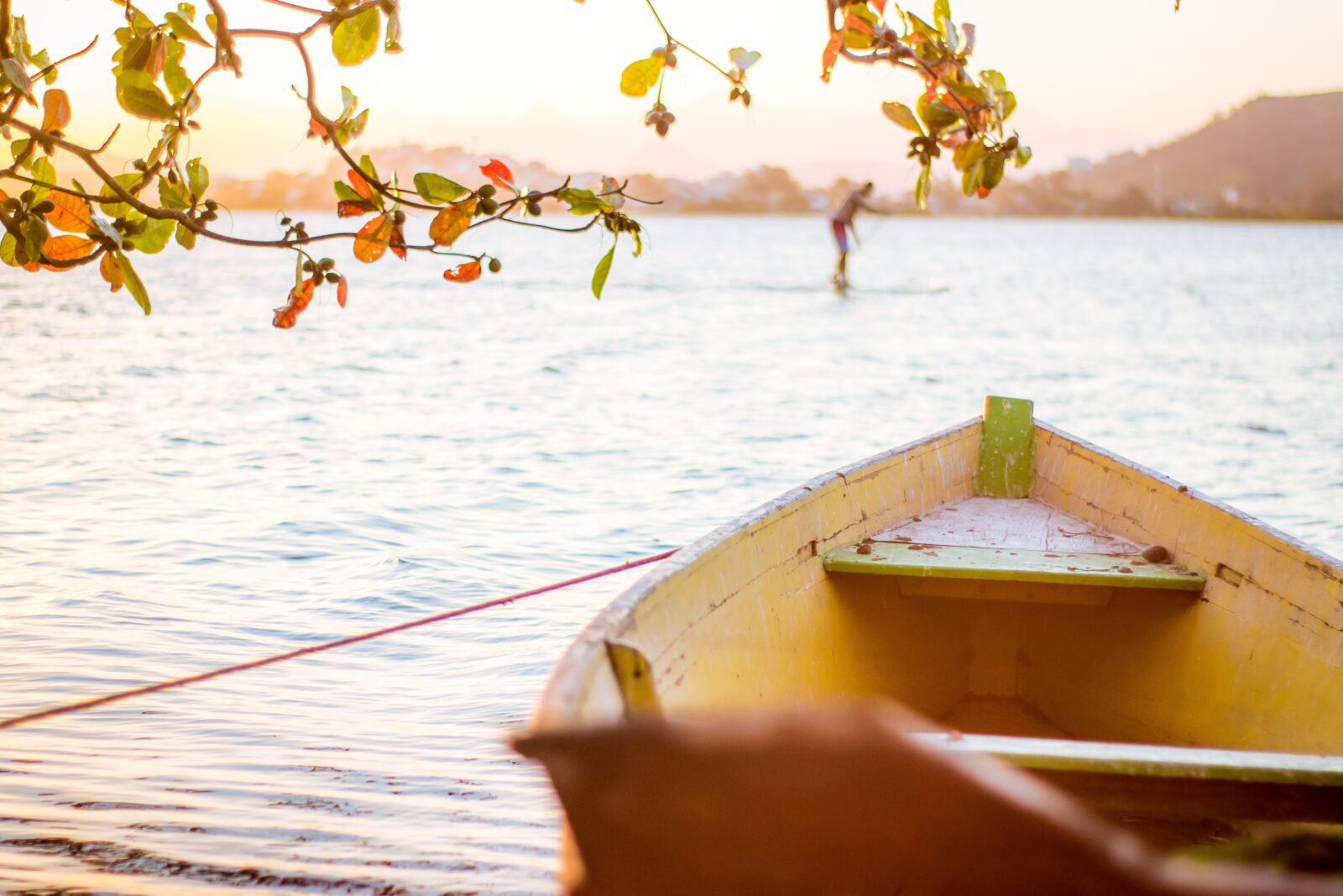 Canon EOS 600D (Rebel EOS T3i / EOS Kiss X5) sample photo. Sun, boat, orange photography