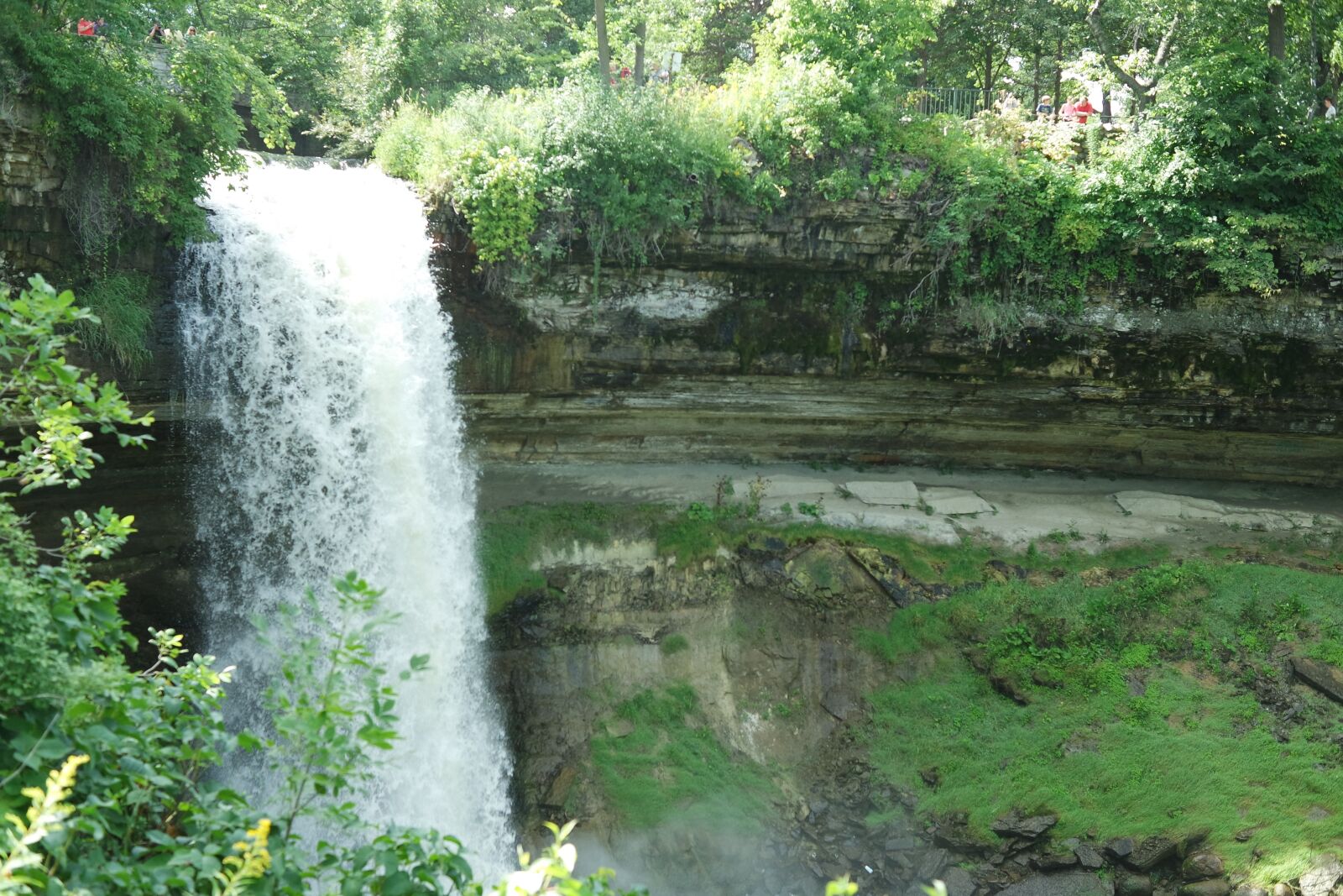Samsung NX3300 sample photo. Nature, river, waterfall photography