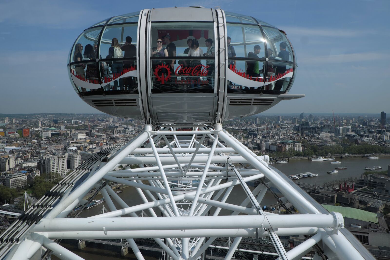 Fujifilm X-T1 sample photo. London, eye, giant photography