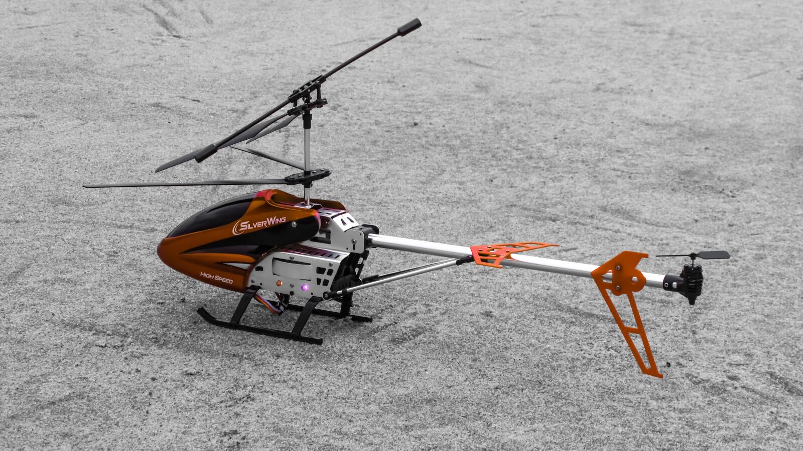 Canon PowerShot SX400 IS sample photo. Helicopter, model, propeller photography