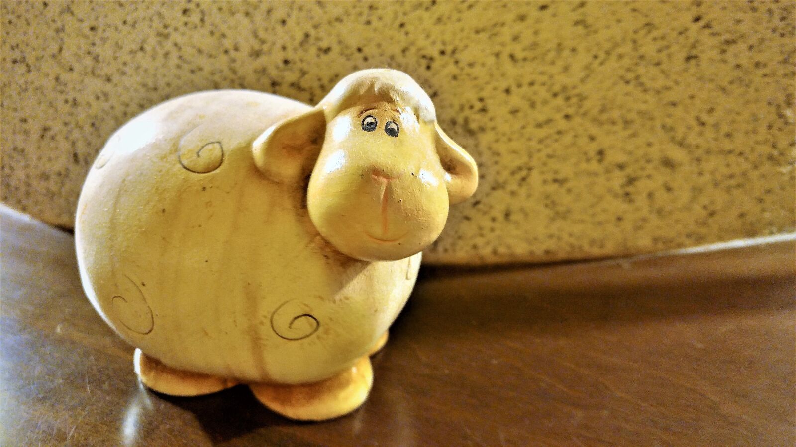 LG G5 sample photo. Wallpaper, sheep, ornament photography