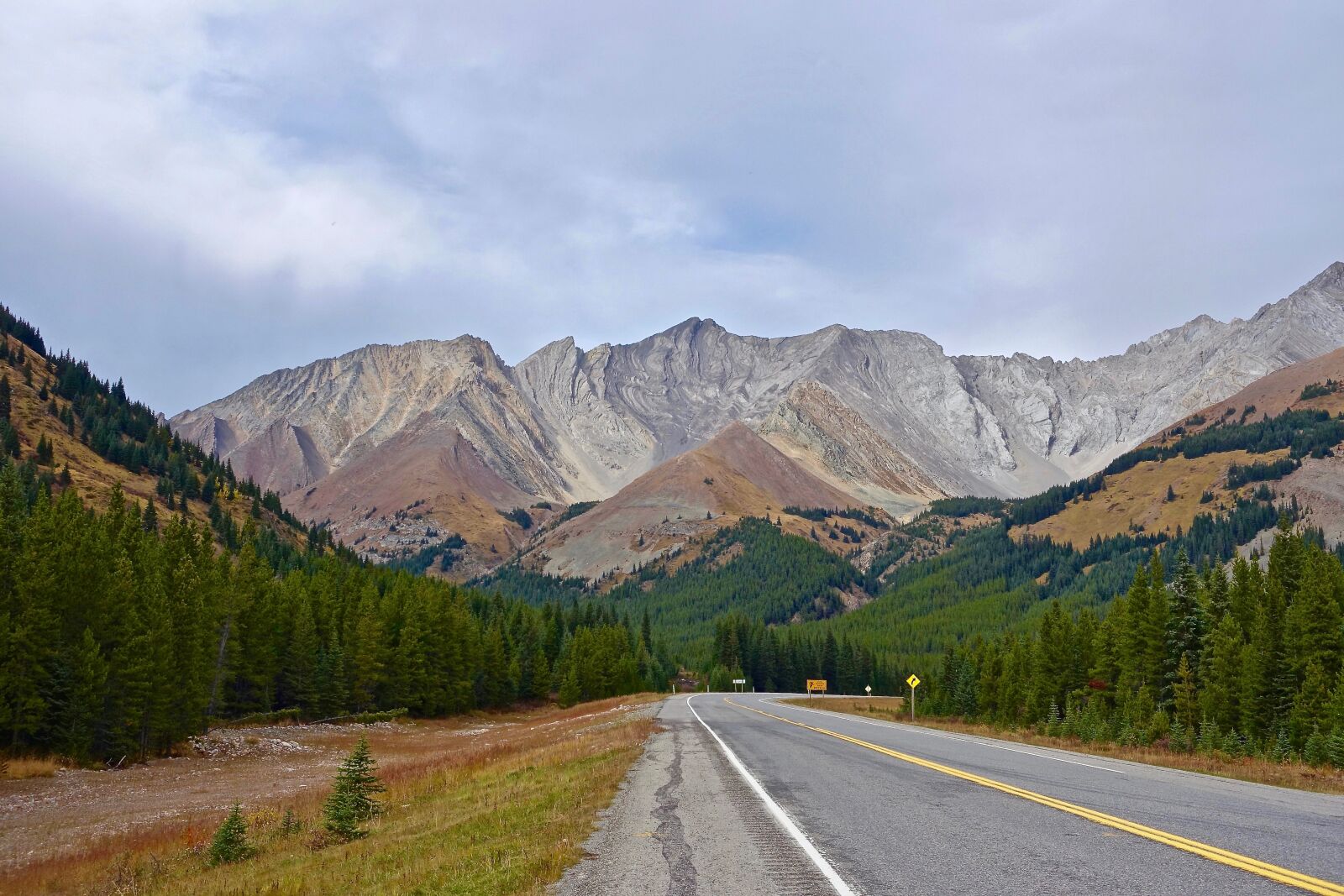 Sony Cyber-shot DSC-RX100 III sample photo. Highway, perspective, landscape photography