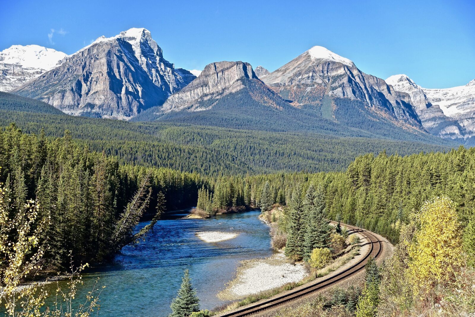 Sony Cyber-shot DSC-RX100 III sample photo. Mountains, rockies, railway photography