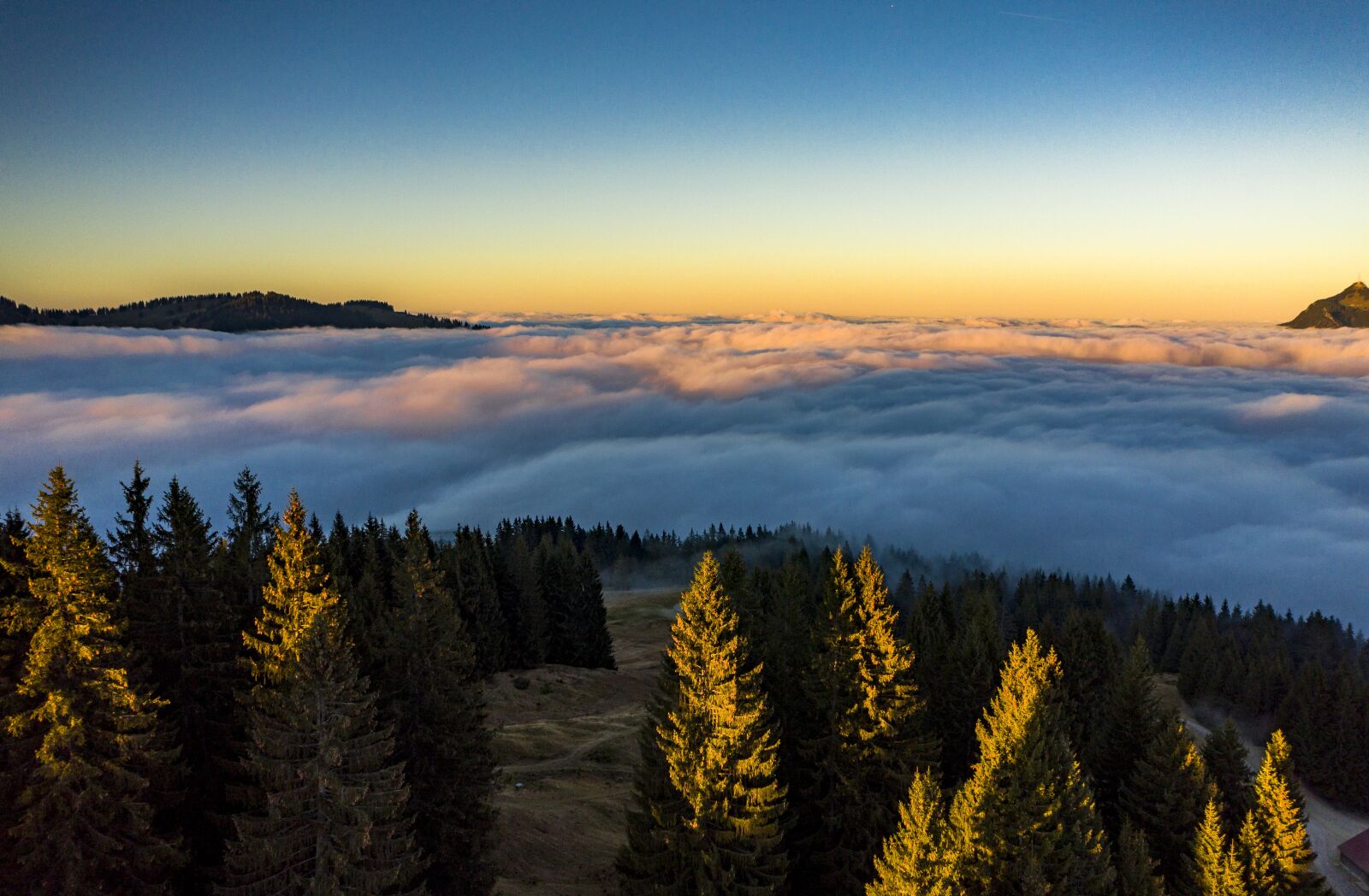 Hasselblad L1D-20c sample photo. Sunset, mountains, fog photography