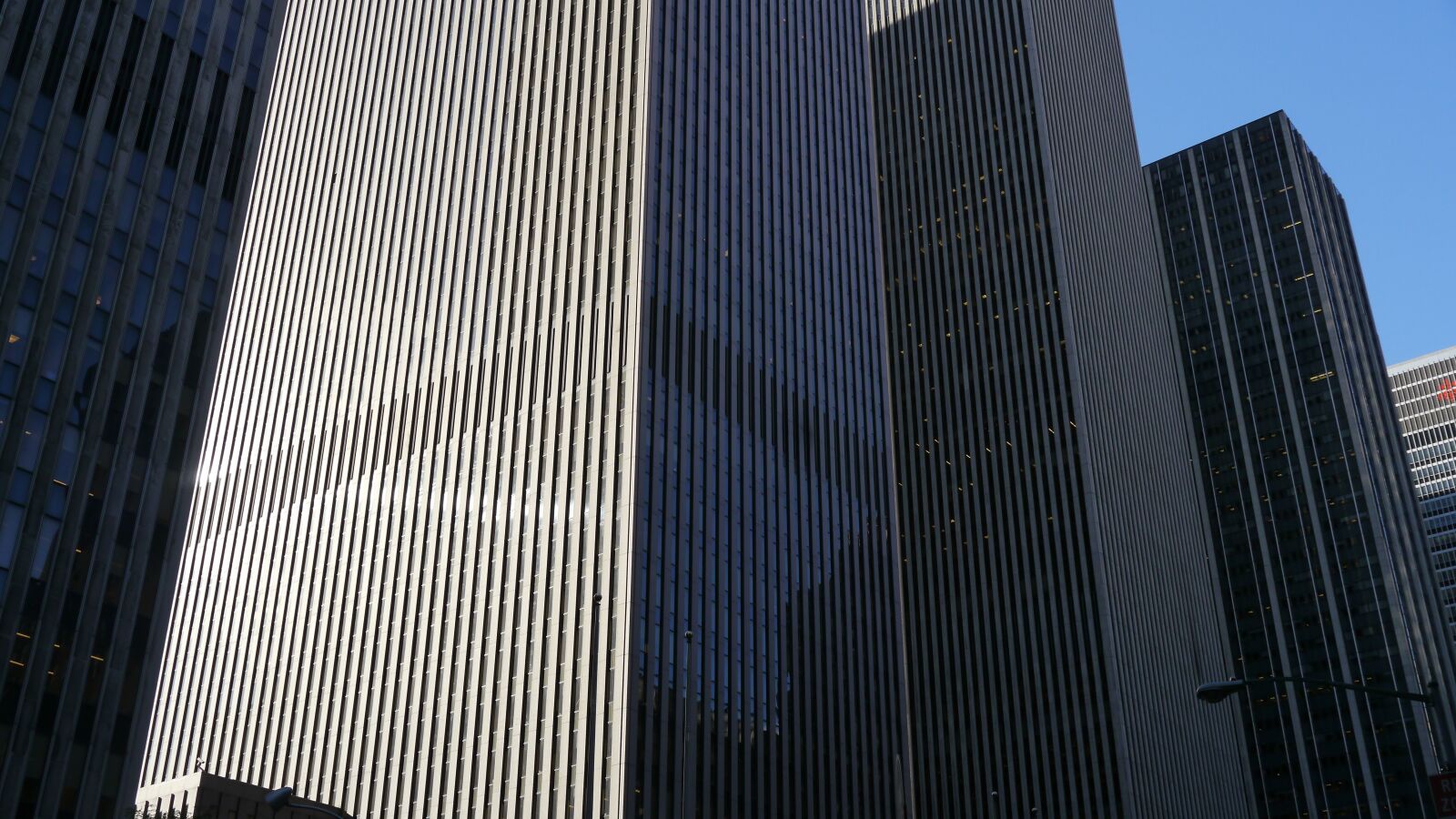 Panasonic Lumix DMC-GH2 sample photo. Skyscrapers, united states, america photography