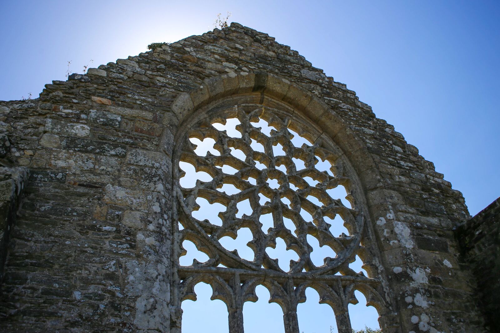 Canon EOS 6D + Canon EF 28-80mm f/3.5-5.6 sample photo. Chapel, church window, church photography