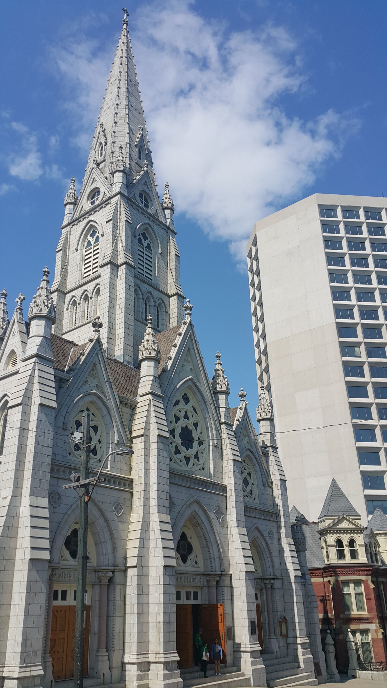 Samsung Galaxy Note4 sample photo. Old and new, church photography