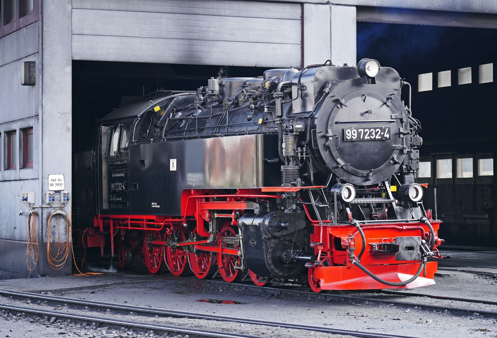 Panasonic Lumix DMC-GH3 sample photo. Steam locomotive, locomotive shed photography