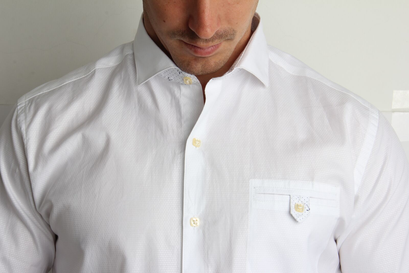 Canon EOS 60D sample photo. Shirt, man, white photography