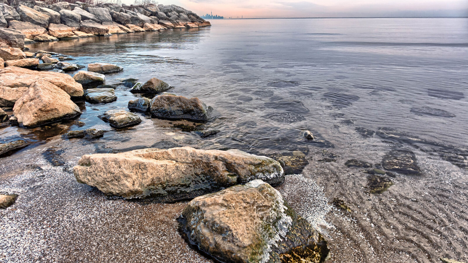 Panasonic Lumix DMC-LX7 sample photo. Gray, and, blue, seashore photography