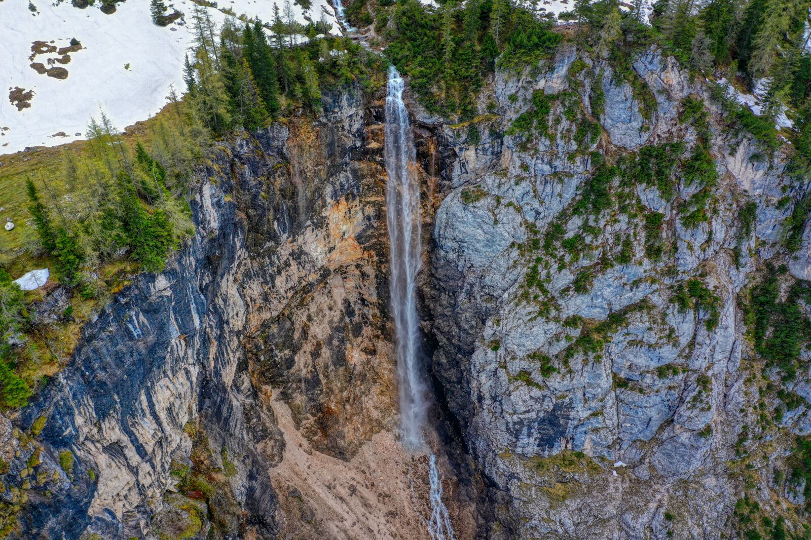 Hasselblad L1D-20c sample photo. Waterfall, winter, drone photography