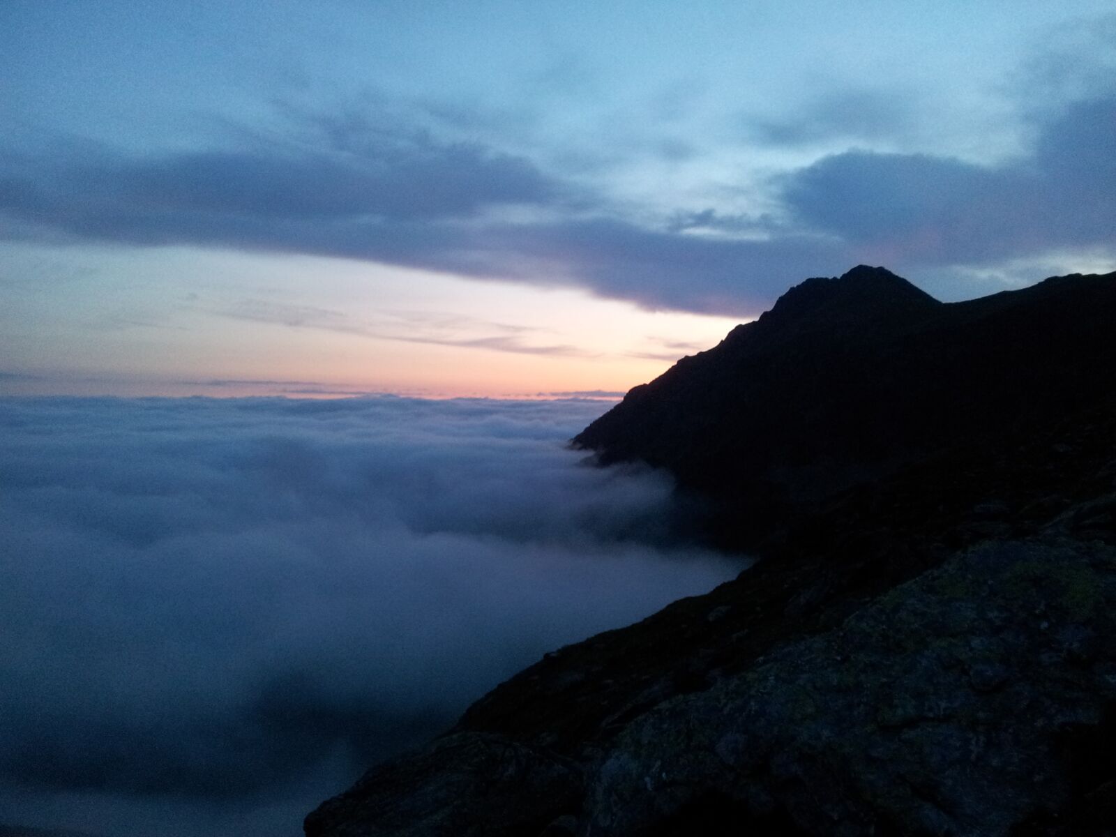 Samsung Galaxy S2 sample photo. Clouds, sunrise, sky photography