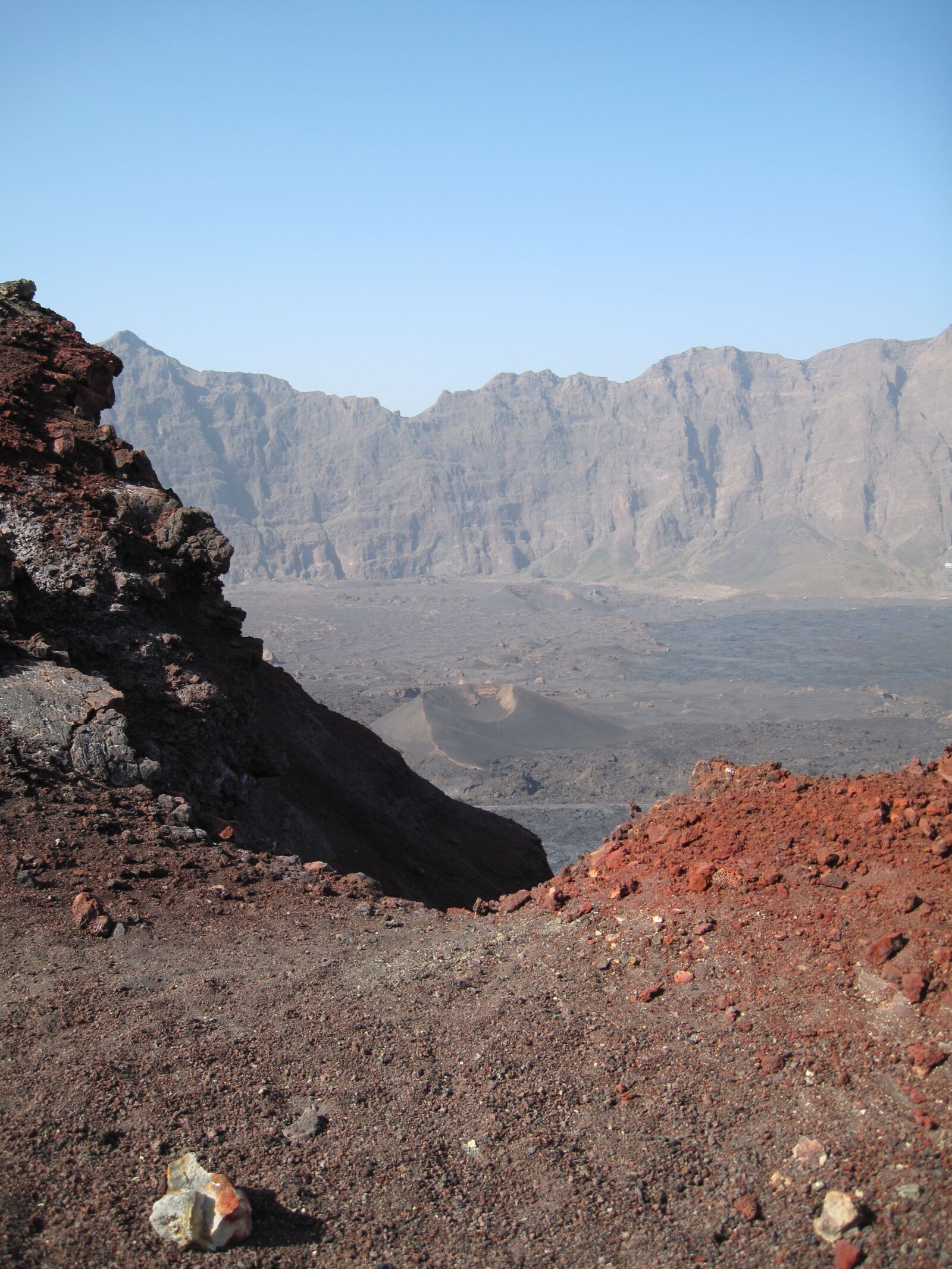 Canon PowerShot SD990 IS (Digital IXUS 980 IS / IXY Digital 3000 IS) sample photo. Landscape, volcano, volcanic photography