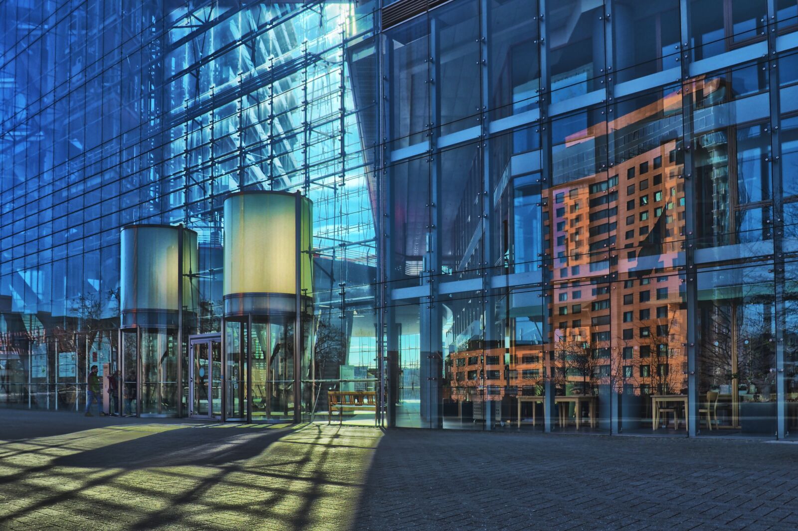 Olympus OM-D E-M10 sample photo. Architecture, glass, city photography