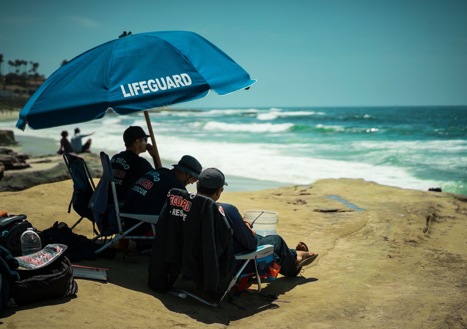 Sony a7 II + Sony Sonnar T* FE 55mm F1.8 ZA sample photo. Lifeguard, beach, san diego photography