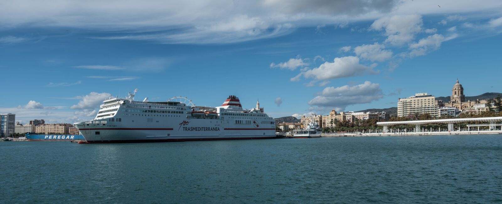 Fujifilm X-T2 sample photo. Malaga, port, spring photography