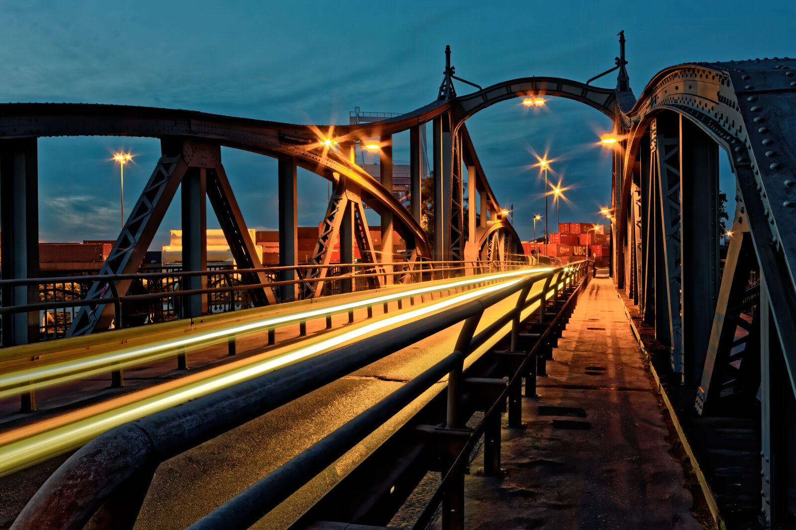 Canon EOS 60D sample photo. Night photograph, long exposure photography