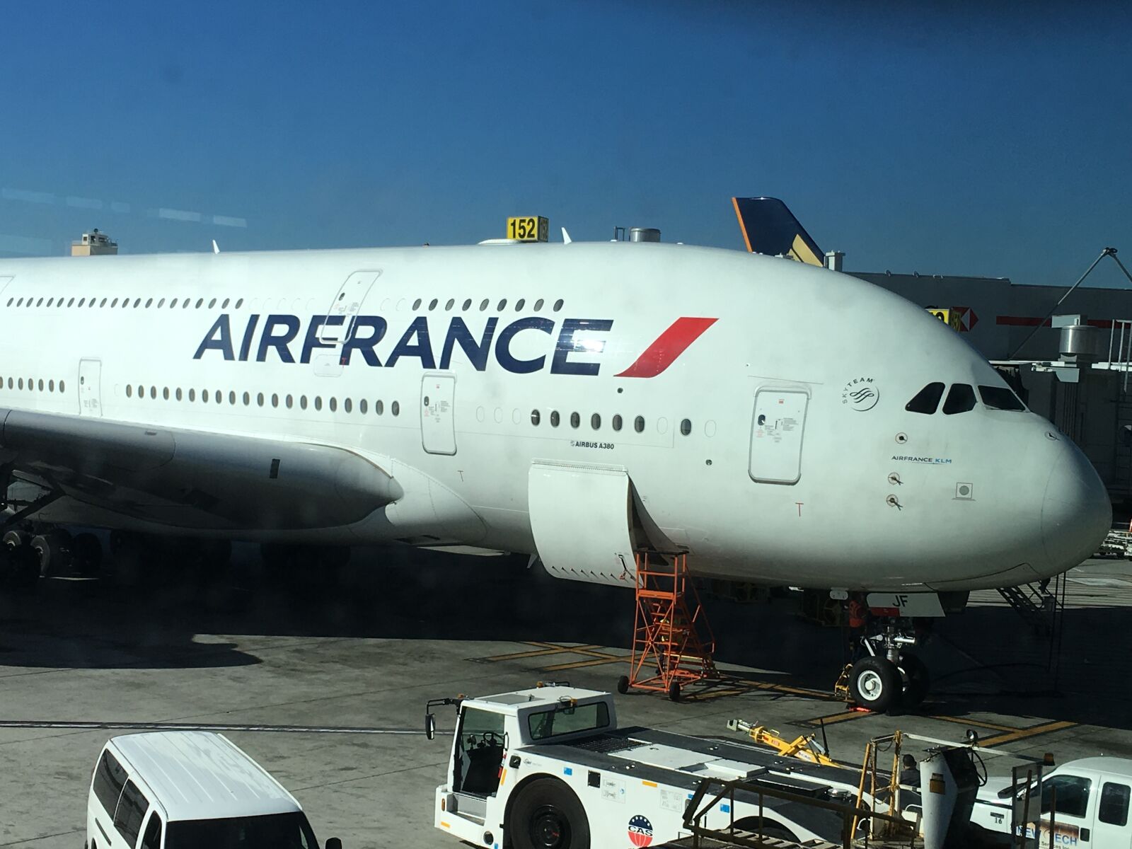 Apple iPhone 6s sample photo. Airplane, air france, airport photography