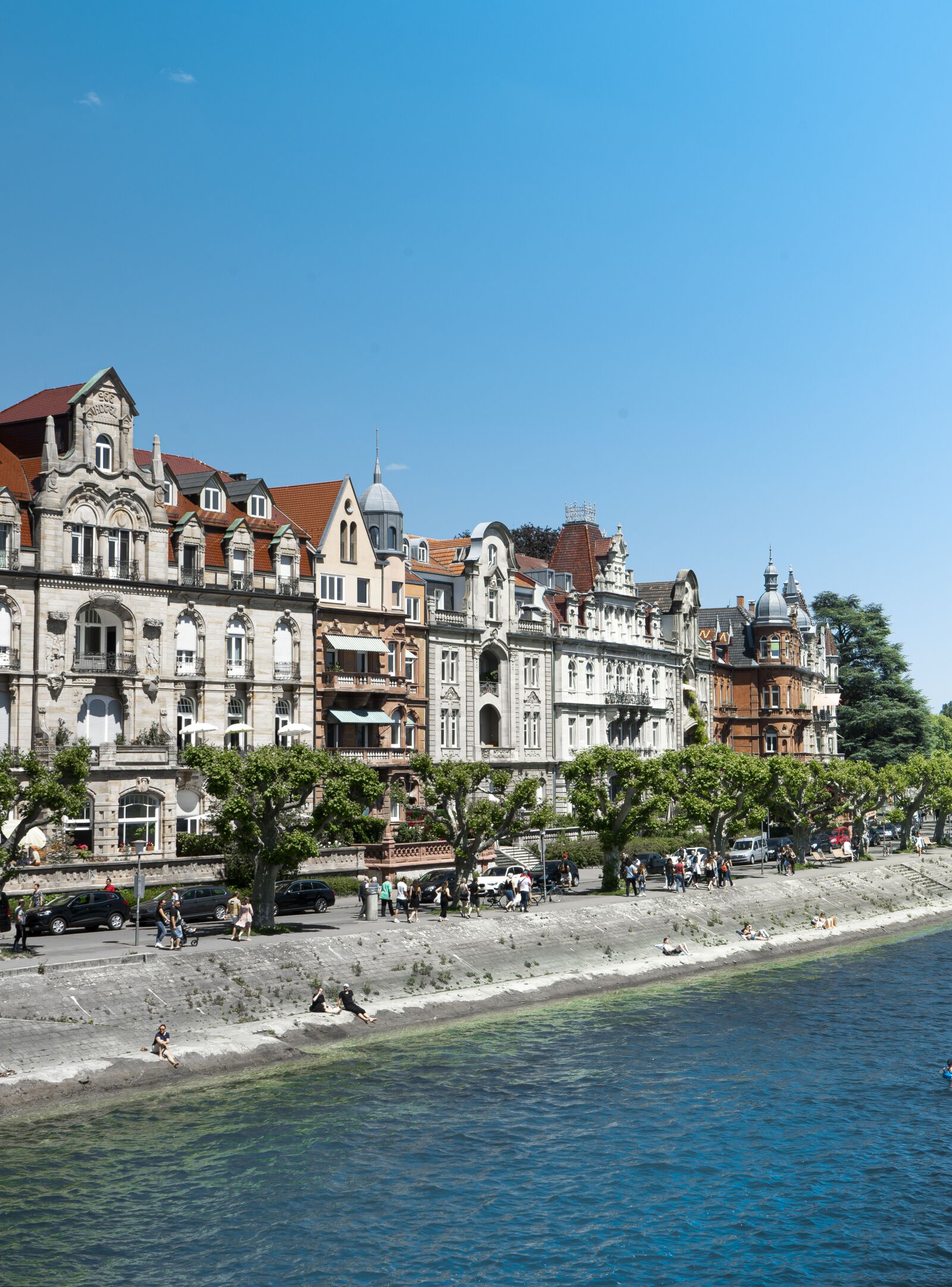 Sony a7 II + Sony FE 28-70mm F3.5-5.6 OSS sample photo. Architecture, water, bodensee photography