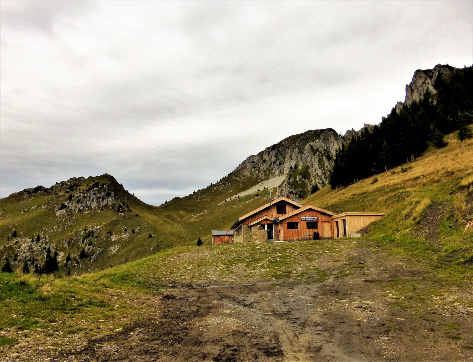 Panasonic Lumix DMC-ZS25 (Lumix DMC-TZ35) sample photo. Nature, alps, mountain photography
