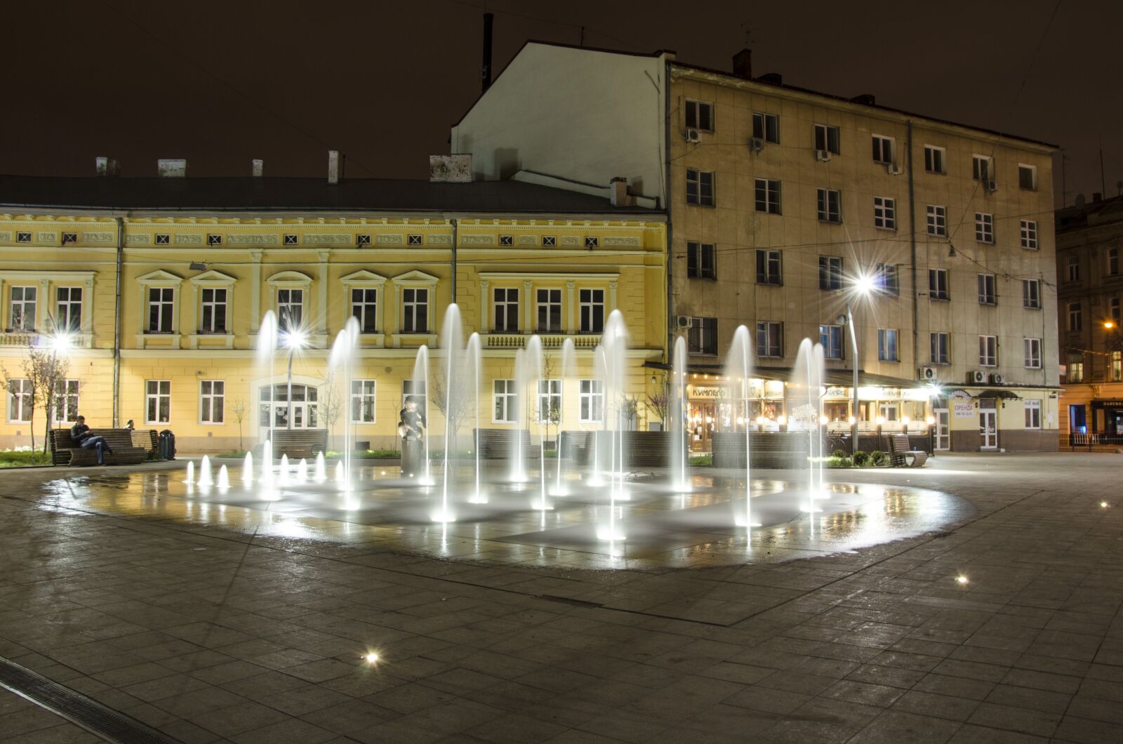 Nikon D5100 sample photo. Fountain, water, night photography