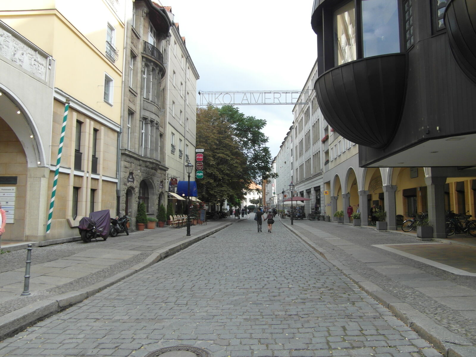 Samsung WB750 sample photo. Berlin photography