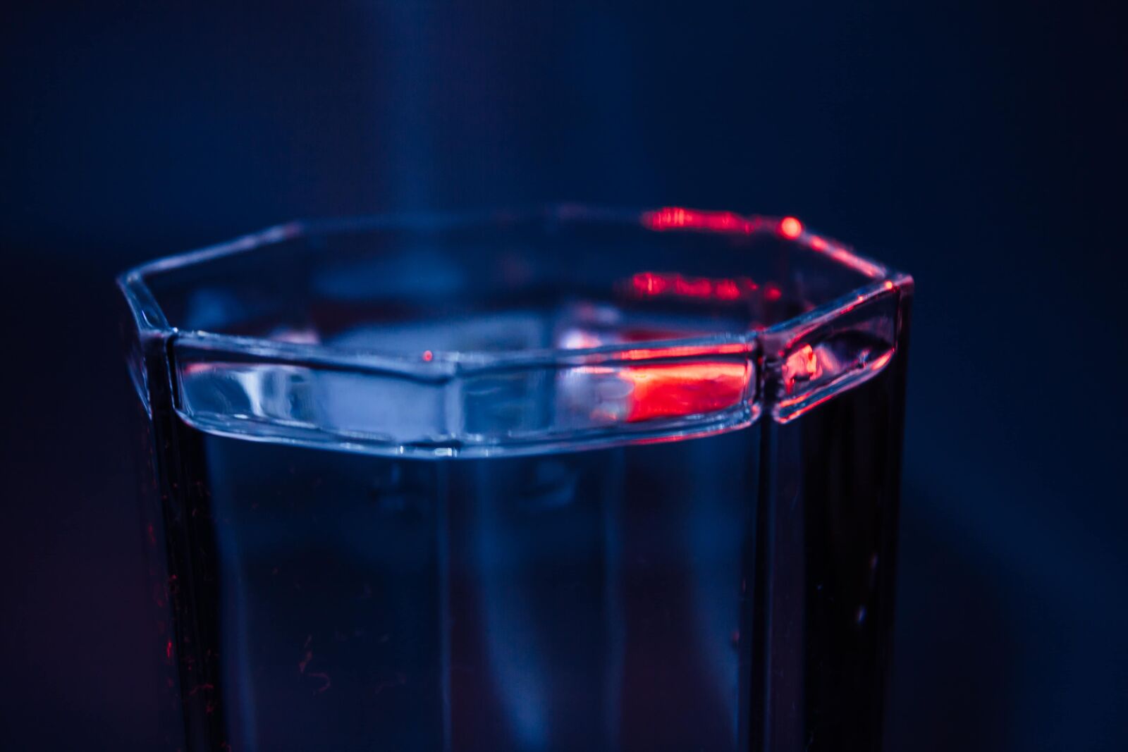 Canon EF-S 18-55mm F3.5-5.6 IS sample photo. Darkness, drinking water, dark photography