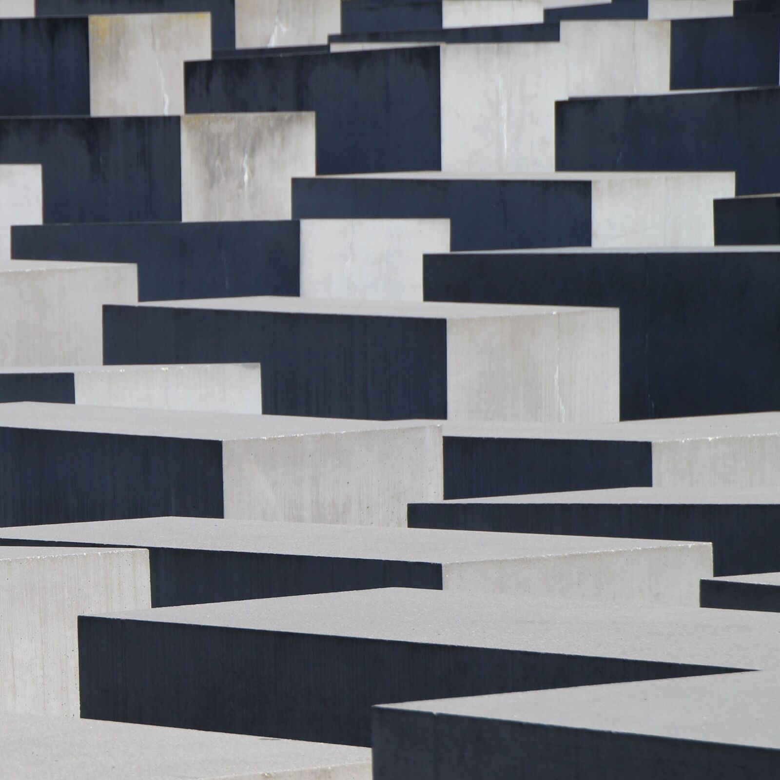 Canon EOS 1200D (EOS Rebel T5 / EOS Kiss X70 / EOS Hi) sample photo. Berlin, holocaust memorial, memorial photography