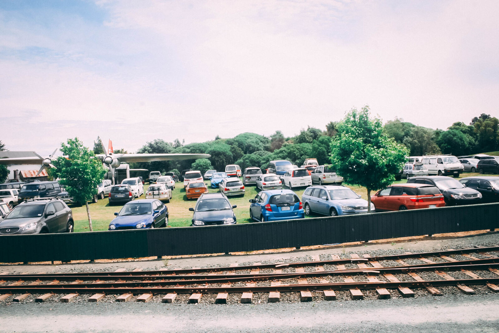Canon EOS 20D sample photo. Airplane, car, carpark, cars photography