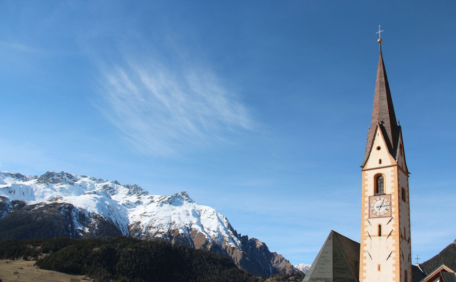 Canon EOS 600D (Rebel EOS T3i / EOS Kiss X5) sample photo. Nauders, church, winter photography