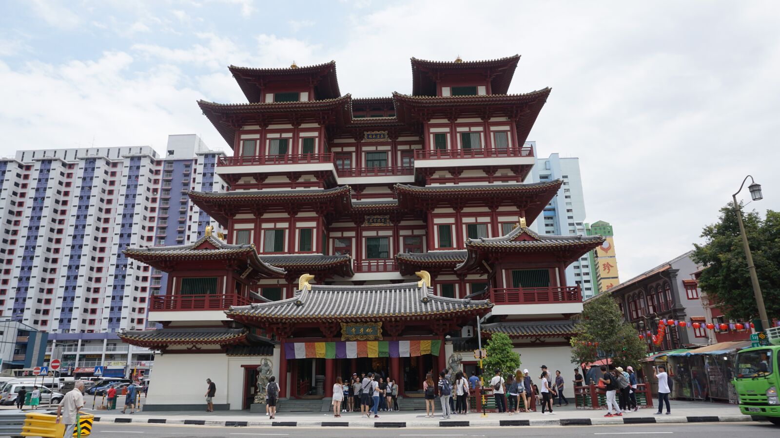 Sony a6000 sample photo. Budda tooth, temple, chinatown photography