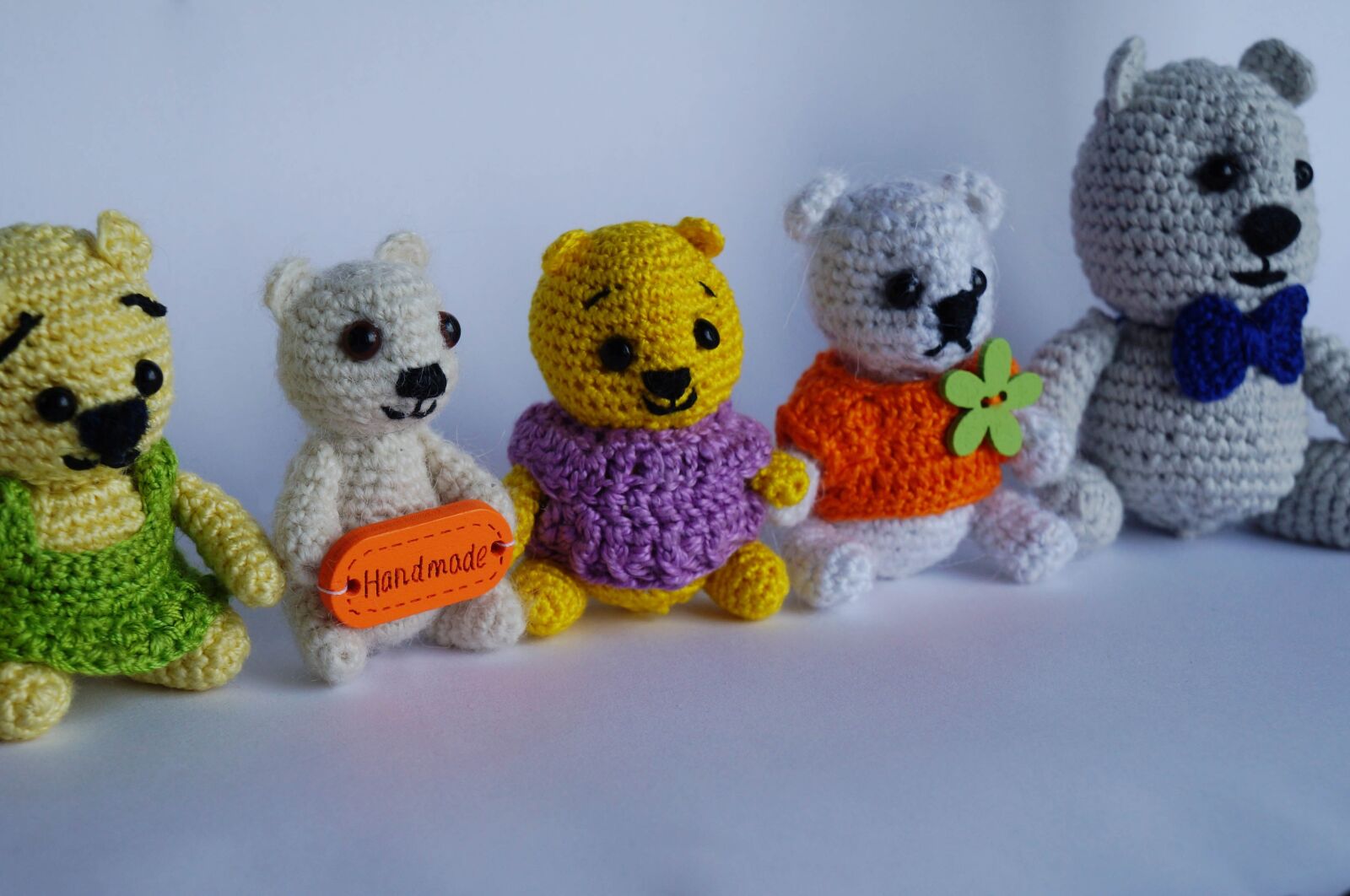 Sony Alpha NEX-F3 + Sony E 18-55mm F3.5-5.6 OSS sample photo. Toy, bear, children photography