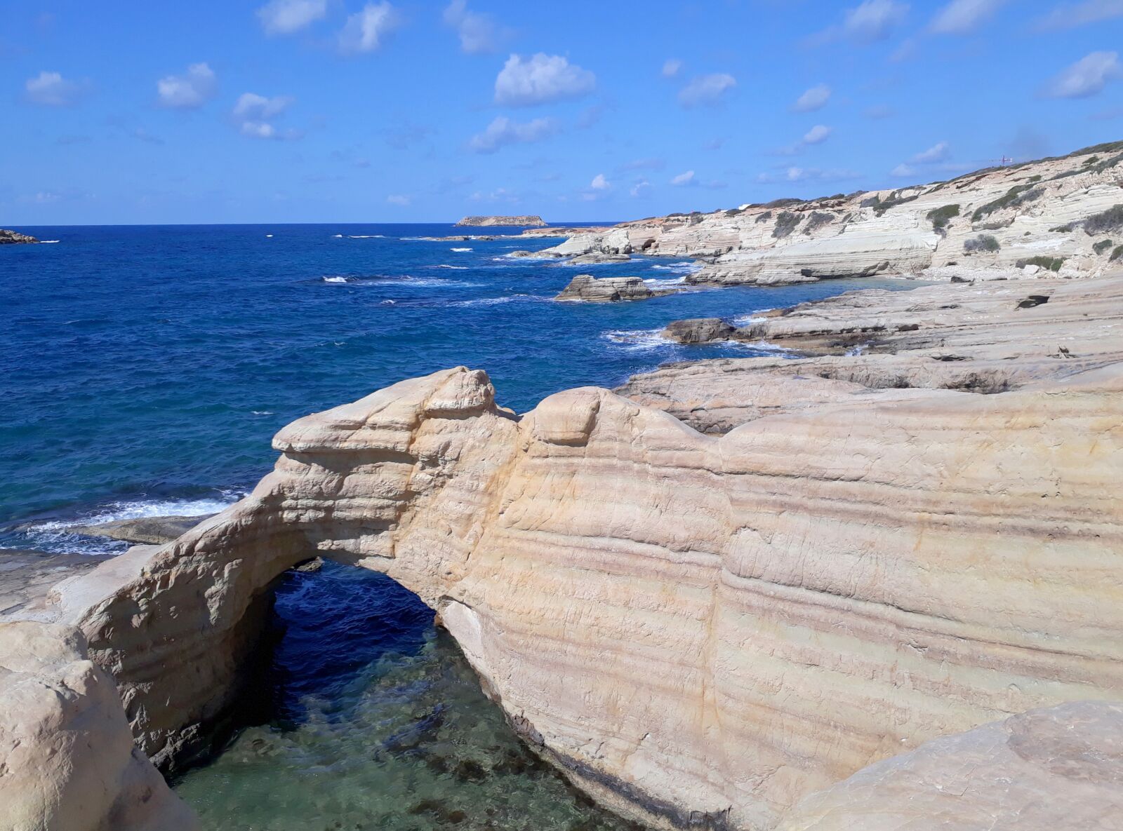 Samsung Galaxy A3(2017) sample photo. Cyprus, rocky shore, rocks photography