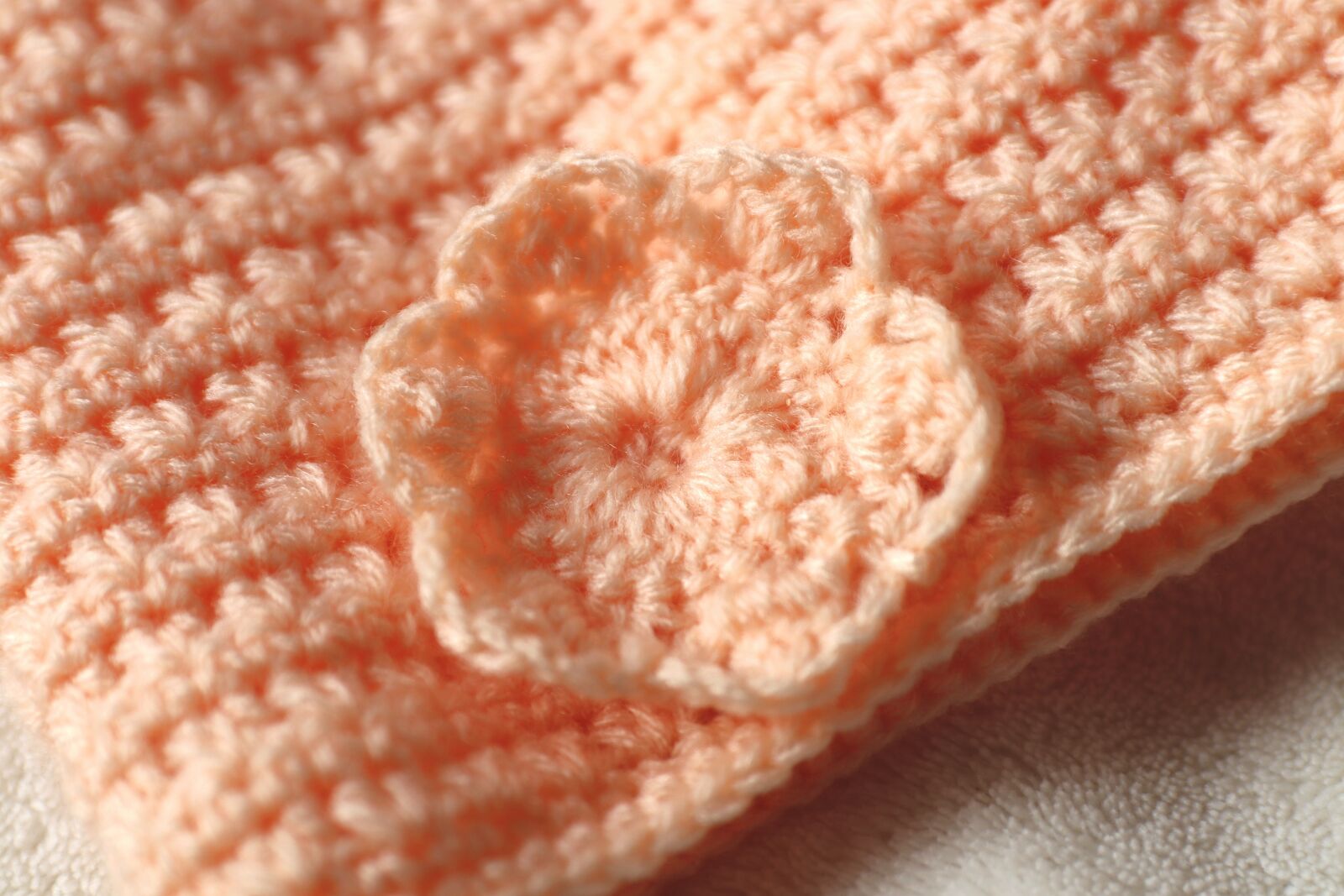 Canon EOS M50 (EOS Kiss M) sample photo. Knitting, knit, motif photography