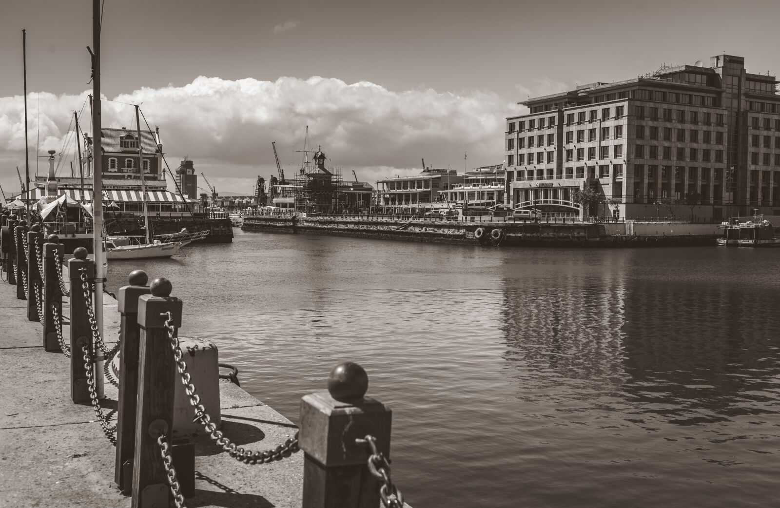 Nikon D750 sample photo. Cape town, black and photography