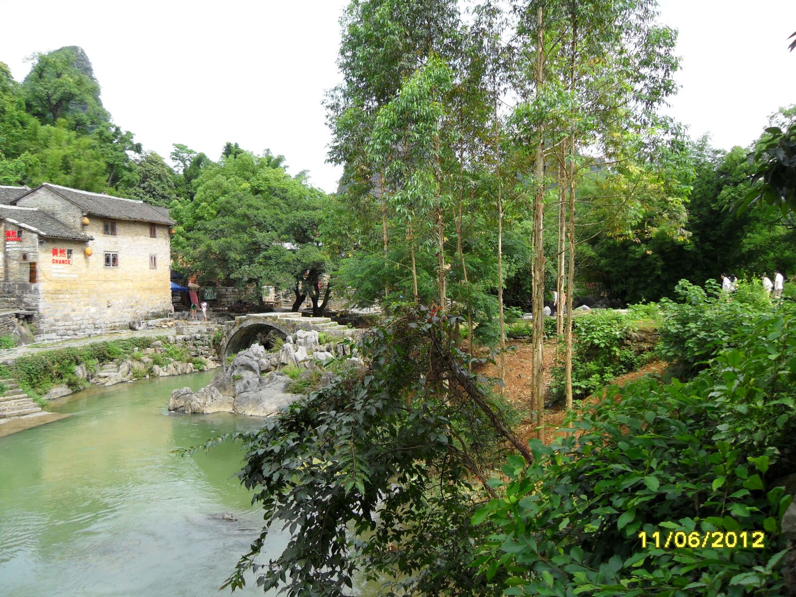 Samsung PL70 / VLUU PL70 /  SL720 sample photo. Small town, china, travel photography