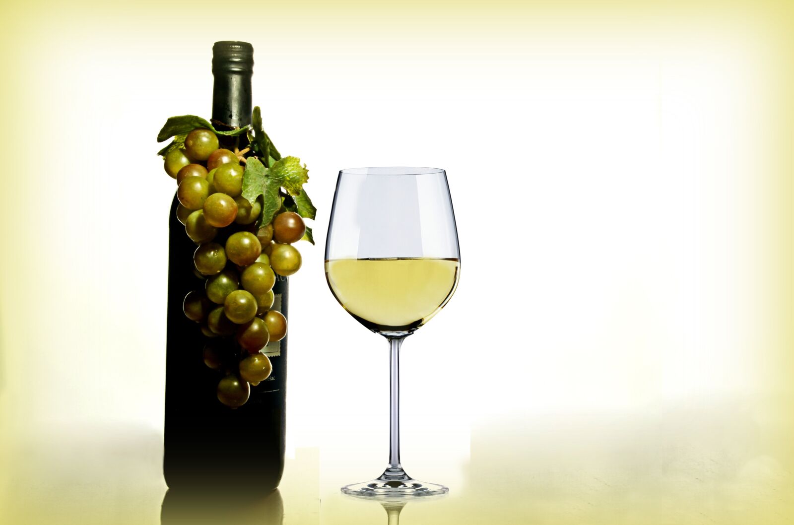 Canon EOS 7D sample photo. Wine, alk, alcohol photography