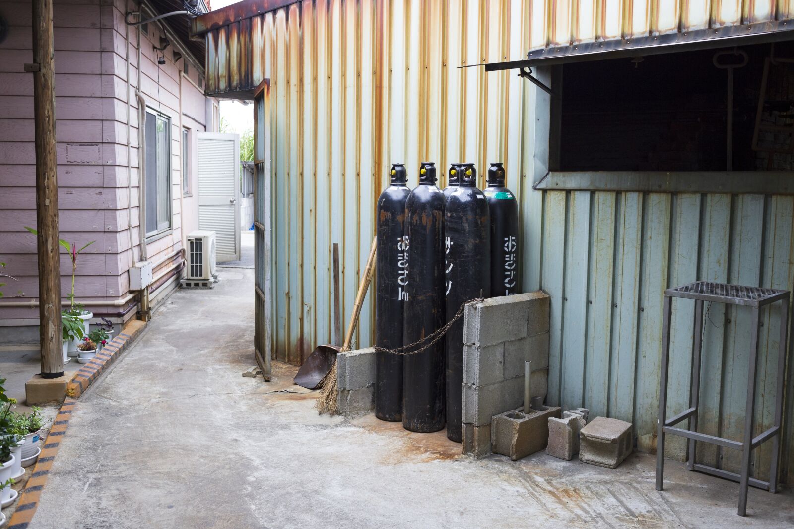Canon EOS 6D + Canon EF 35mm F2 sample photo. Gas, gas cylinders, fuel photography