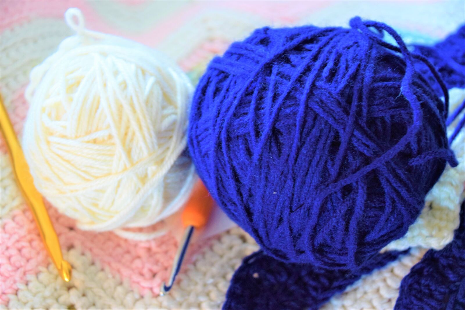 Nikon D3300 sample photo. Knitting, lock-down activities, crocheting photography