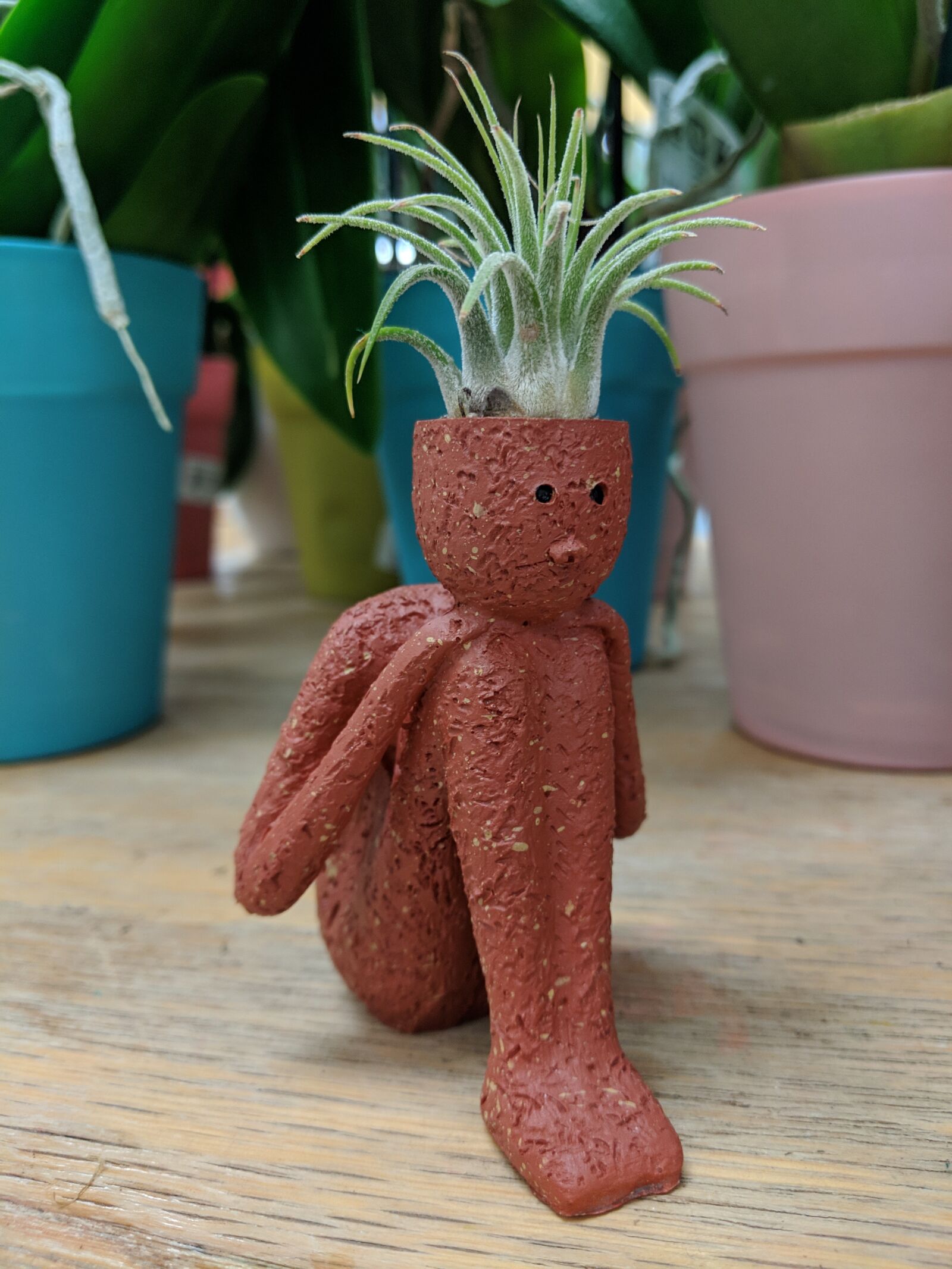 Google Pixel 3 XL sample photo. Plant, pot, statue photography