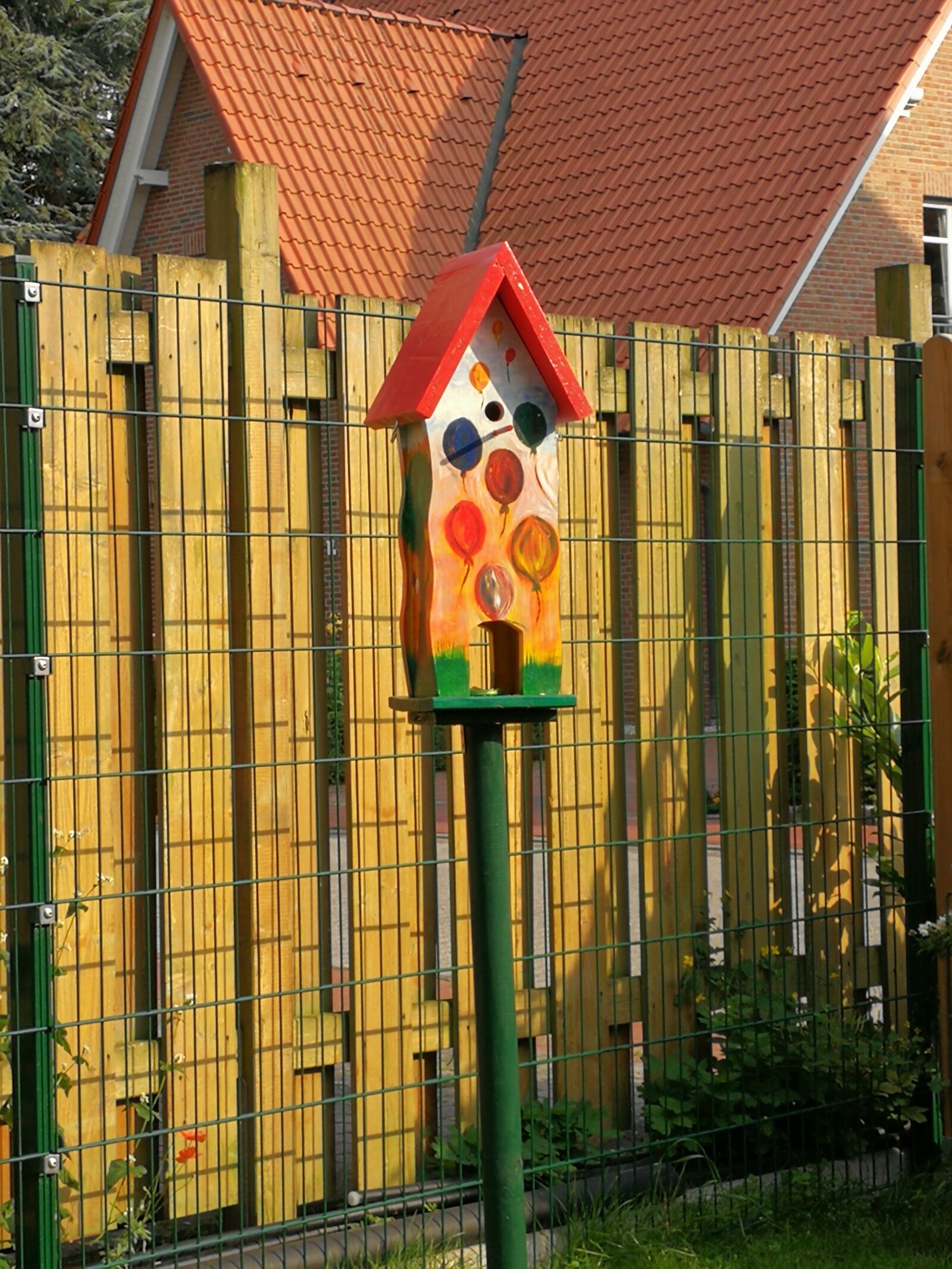 HUAWEI Mate 9 sample photo. Nesting box, bird feeder photography