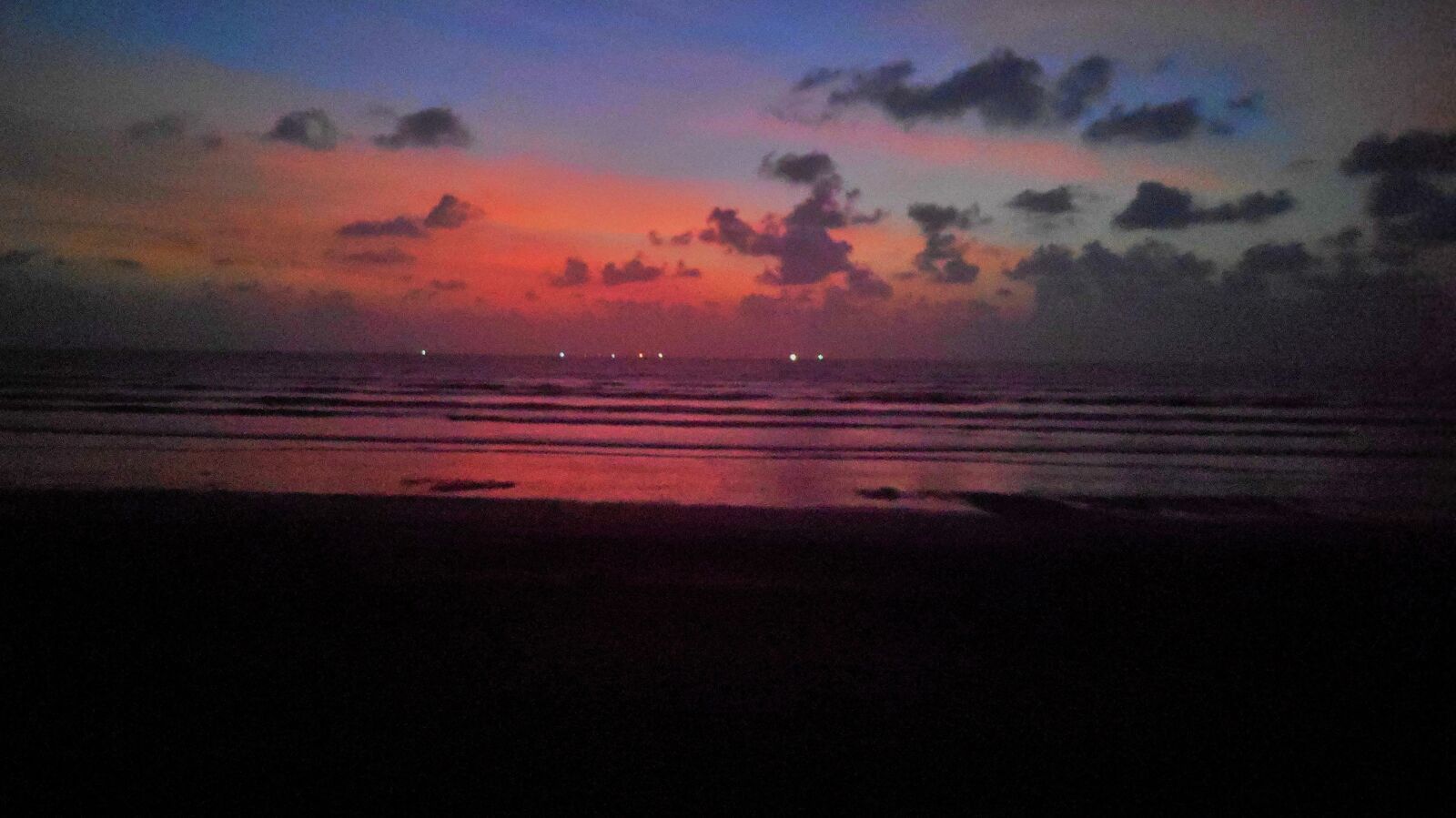Xiaomi POCO F1 sample photo. Beach, night view beach photography