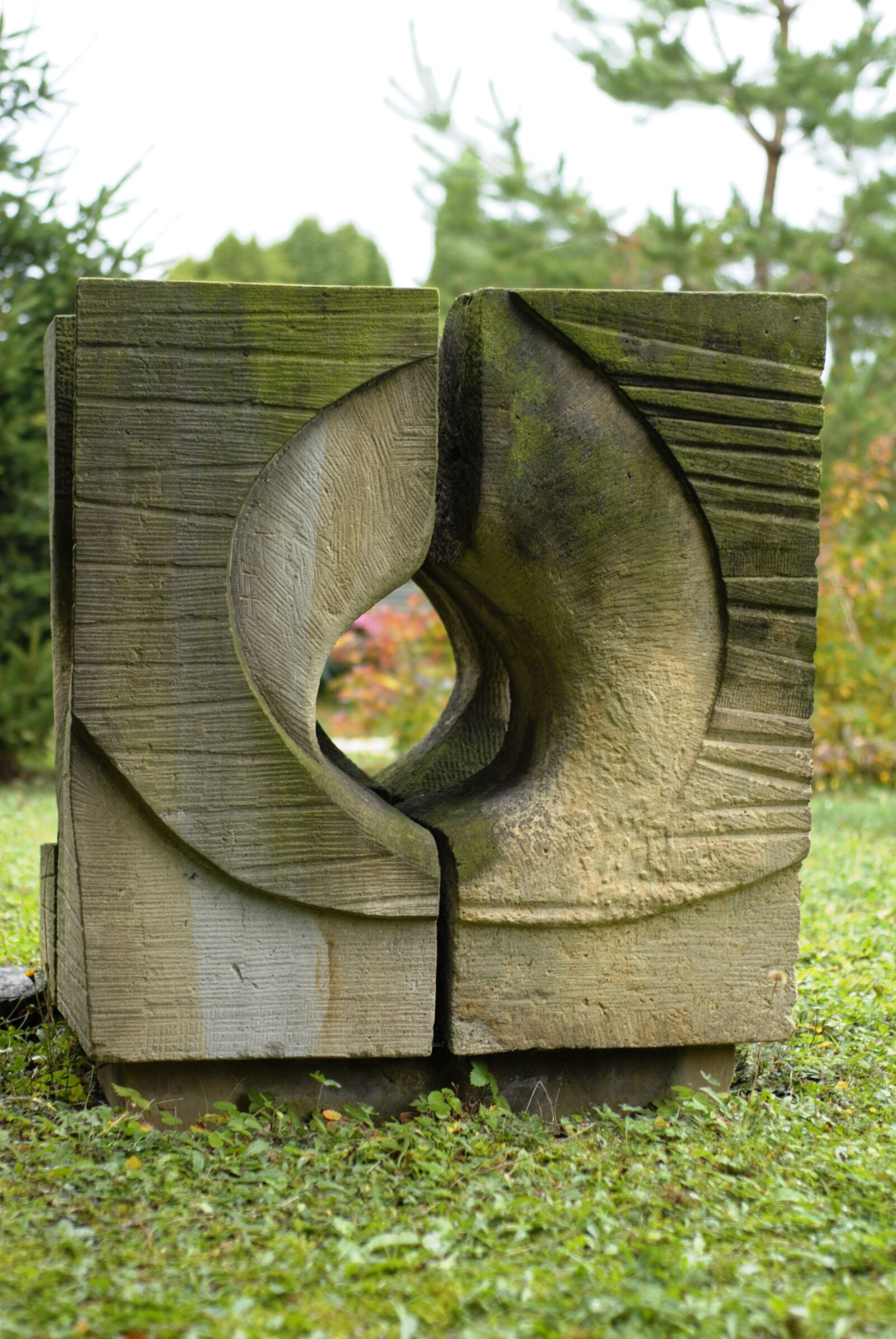 Nikon D200 sample photo. Sculpture, stone, prism photography