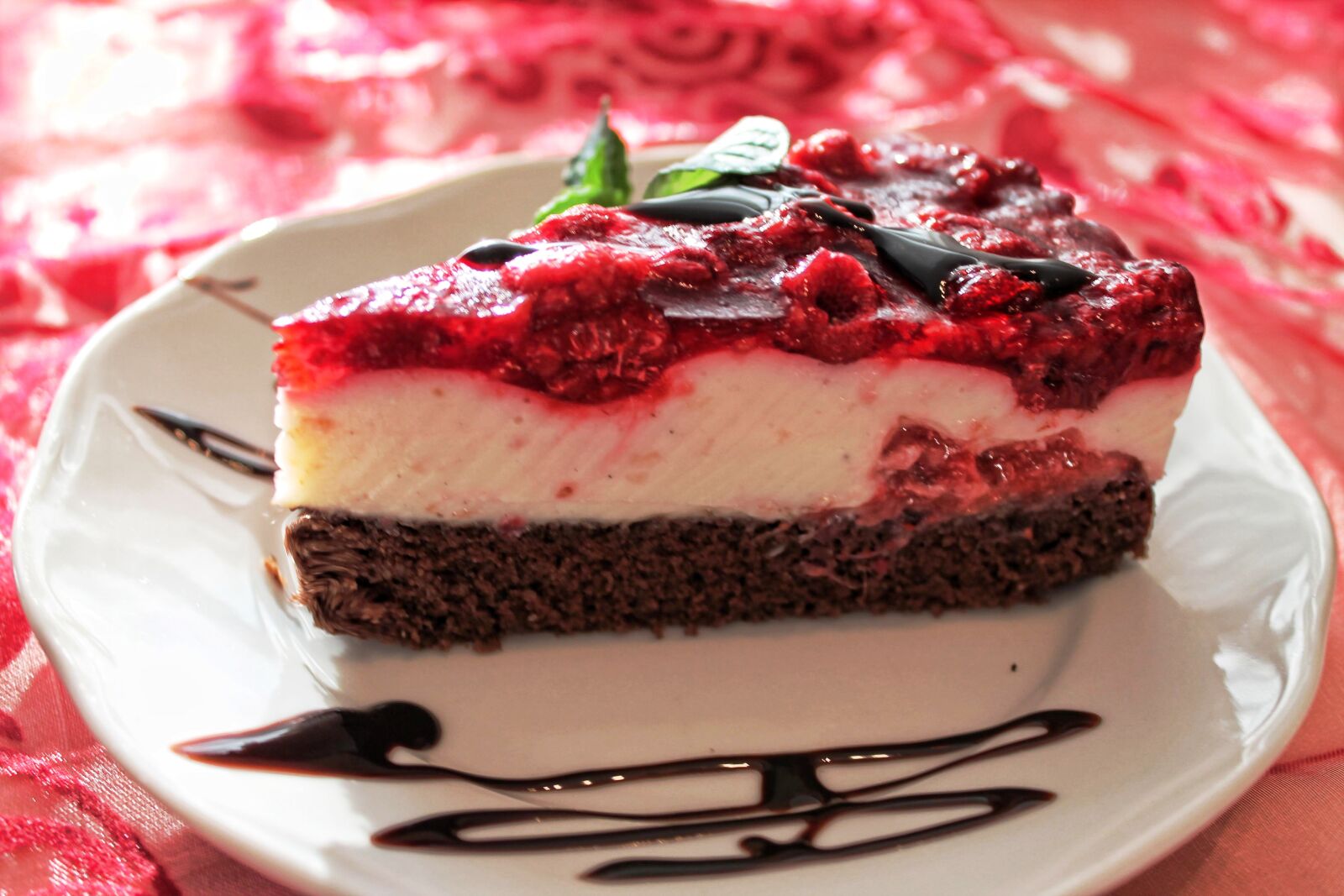 Canon EOS 1100D (EOS Rebel T3 / EOS Kiss X50) sample photo. Choco, chocolate, dessert, panna photography