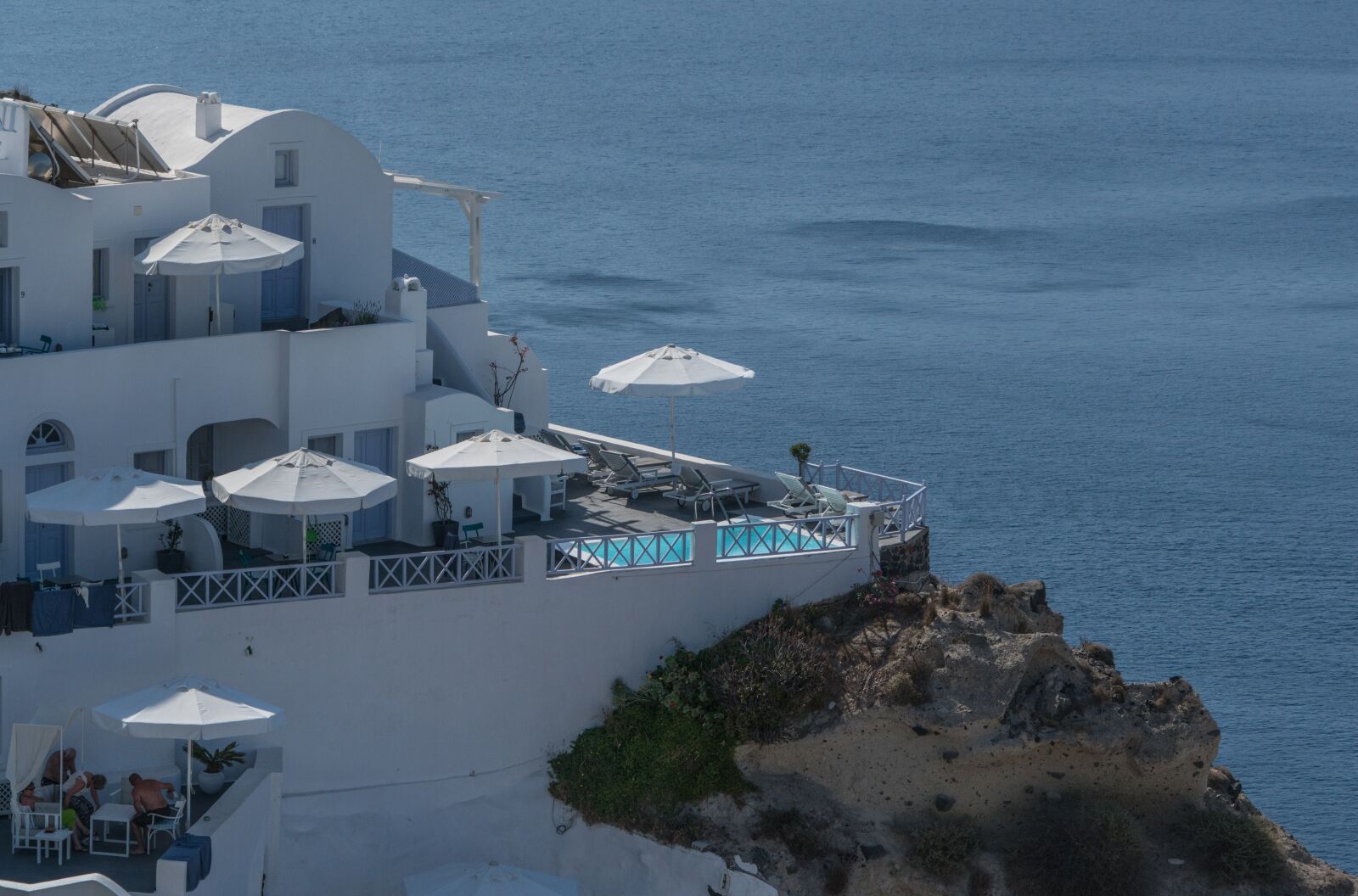 Sony a7R II + Sony FE 24-240mm F3.5-6.3 OSS sample photo. Santorini, oia, greece photography