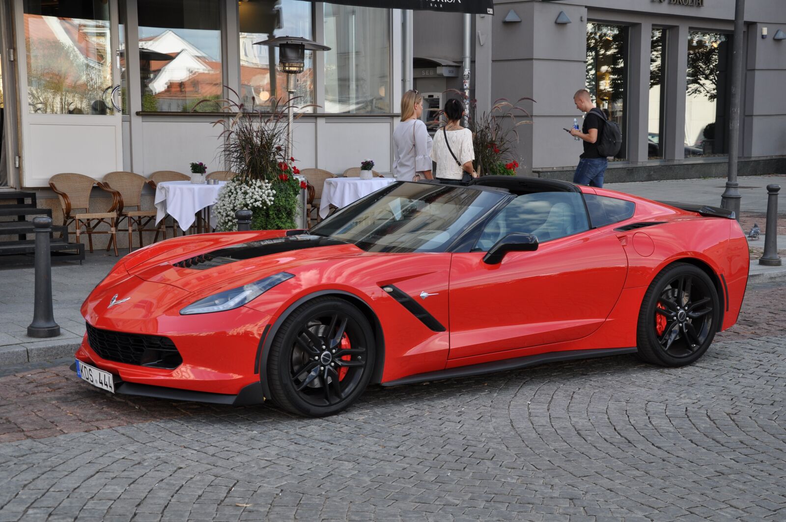 Nikon D5000 sample photo. Car, auto, red photography